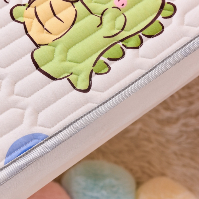 91家纺网 家纺一手货源 找家纺 床笠人家 2025新款A棉B绒-双面防水护理垫儿童床 恐龙告白