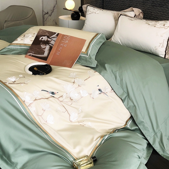 91家纺网 家纺一手货源 找家纺 沐白家居 2023长绒棉绣花四件套-花鸟山居 灰湖绿