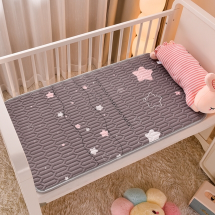 91家纺网 家纺一手货源 找家纺 床笠人家 2025新款A棉B绒-双面防水护理垫儿童床 星空之恋