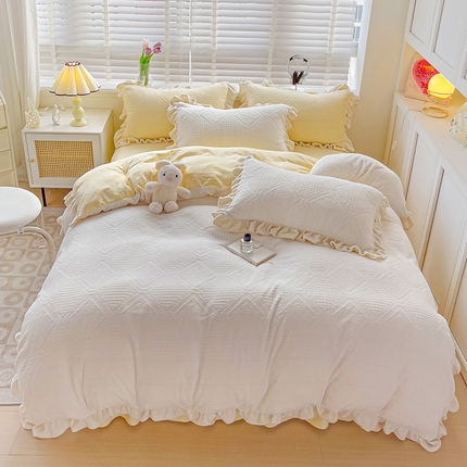 91家纺网 家纺一手货源 找家纺 静家居 2024牛奶绒韩版花边提花四件套 卡罗琳-白