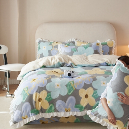 91家纺网 家纺一手货源 找家纺 全季家居 2023新款高克重加厚韩版牛奶绒花边四件套 芗花田