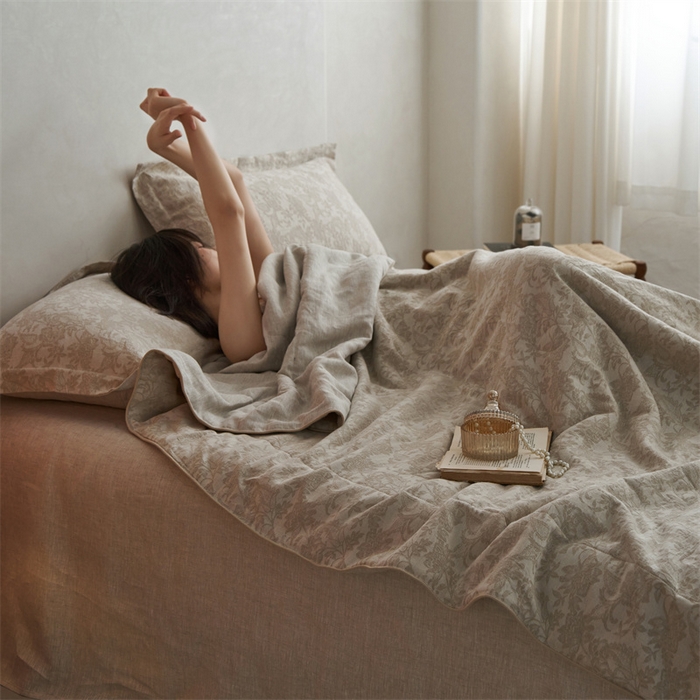 91家纺网 家纺一手货源 找家纺 （总）安莱生活 2023新款高端亚麻大提花多功能被 被子被芯