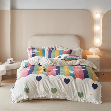 91家纺网 家纺一手货源 找家纺 全季家居 2023新款高克重加厚韩版牛奶绒花边四件套 彩虹漾