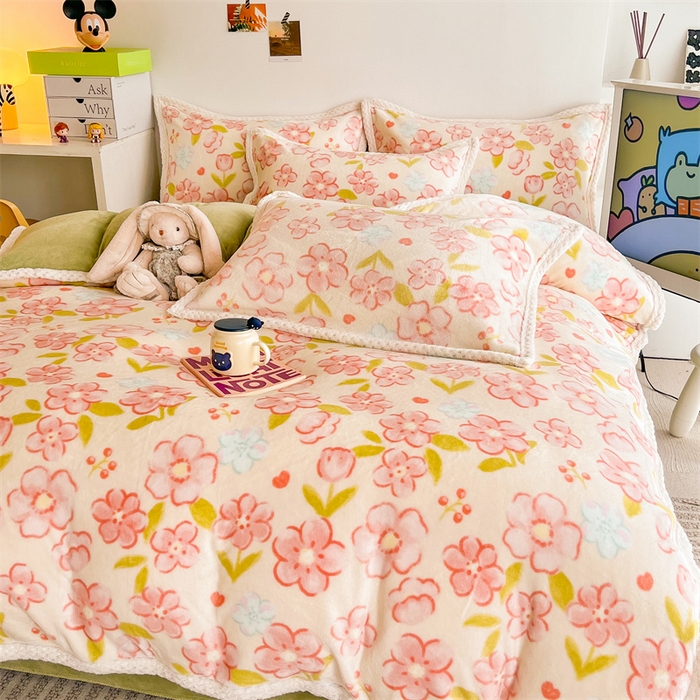 91家纺网 家纺一手货源 找家纺 川悦生活 2023新款牛奶绒200克宽边四件套 宽边暖安花