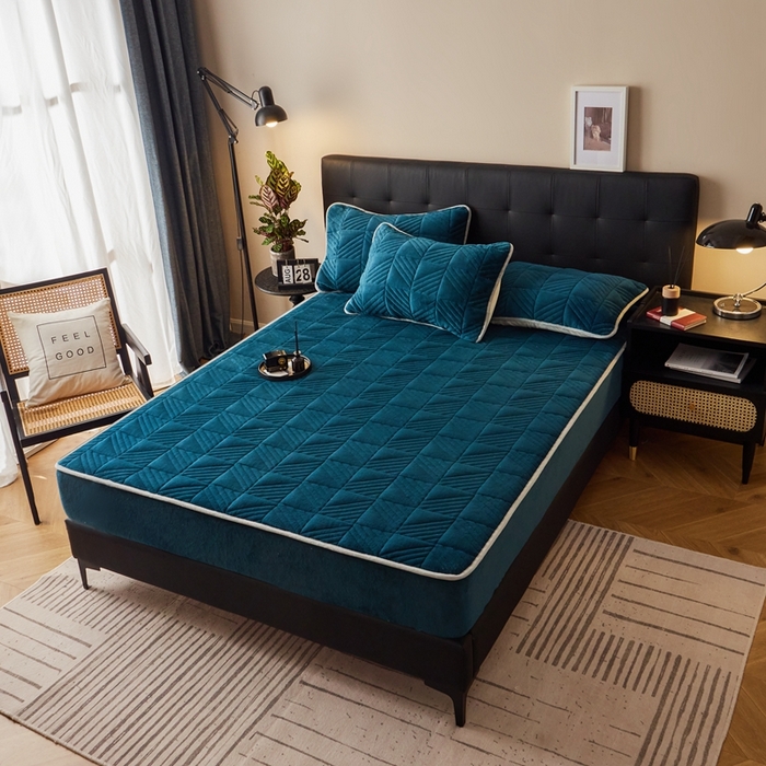 91家纺网 家纺一手货源 找家纺 全季家居2023新款A类大豆纤维抗静电牛奶绒夹棉床笠-纯色 宝石蓝