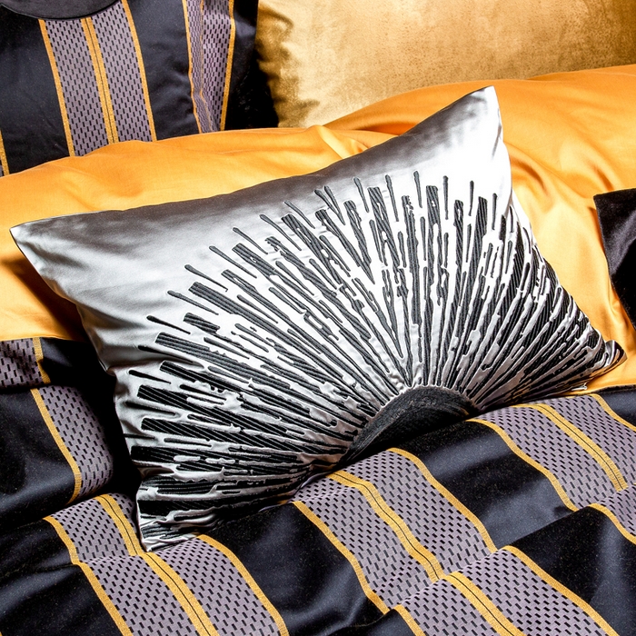 91家纺网 家纺一手货源 找家纺 至爱今生 新款锦缎色织多件套 萨尔玛