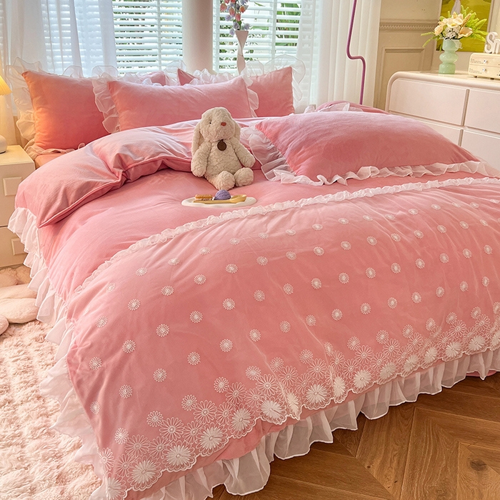 91家纺网 家纺一手货源 找家纺 唐人居 2025新款安妮系列水晶绒四件套 安妮-樱桃粉