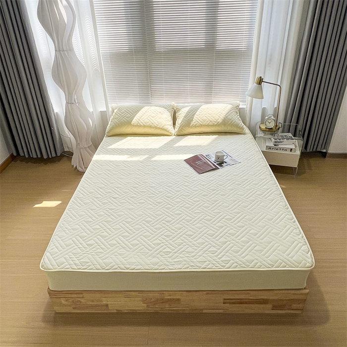 91家纺网 家纺一手货源 找家纺 共鸣沙发垫 2023新款水洗棉夹棉床笠 奶白