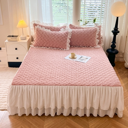 91家纺网 家纺一手货源 找家纺 （总）慕梵家居 2023新款玫瑰兔绒花边床裙