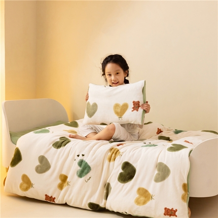 91家纺网 家纺一手货源 找家纺 （总）艾佳宝贝 2023新款牛奶绒多功能儿童盖毯式可脱卸被子