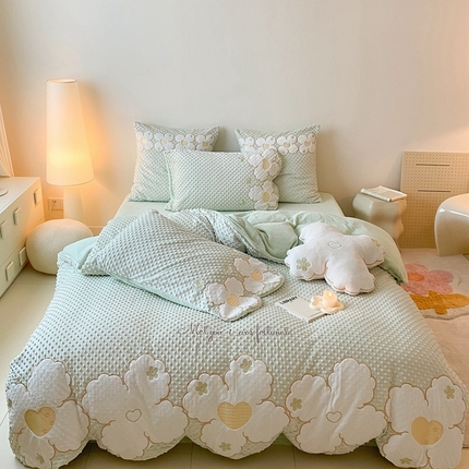 91家纺网 家纺一手货源 找家纺 （总）川悦生活 2023新款230克卡通牛奶绒贴布绣四件套-软花花-绿