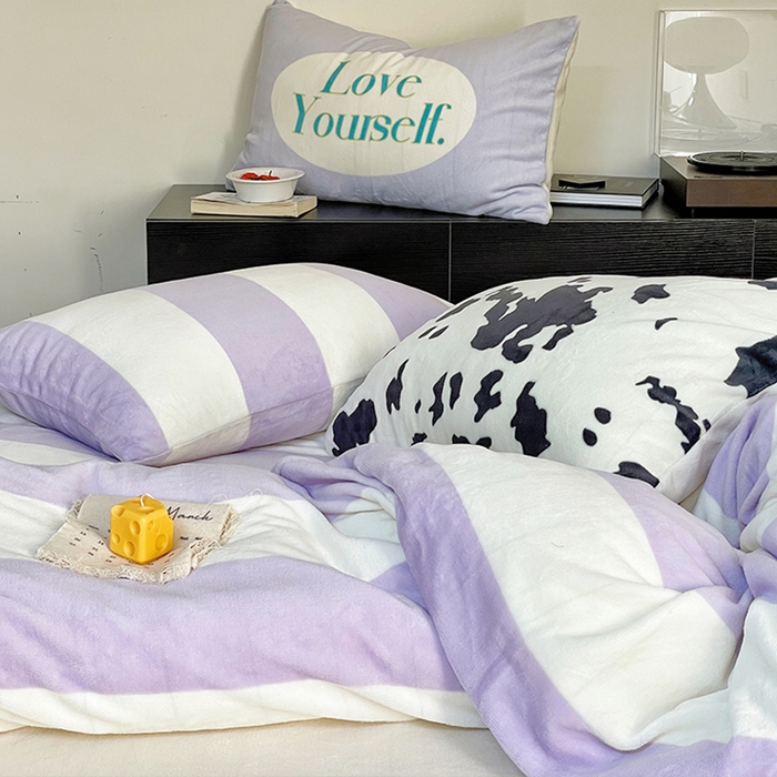 91家纺网 家纺一手货源 找家纺 圆岛家纺 2023新款原创牛奶绒印花保暖四件套 奶油紫