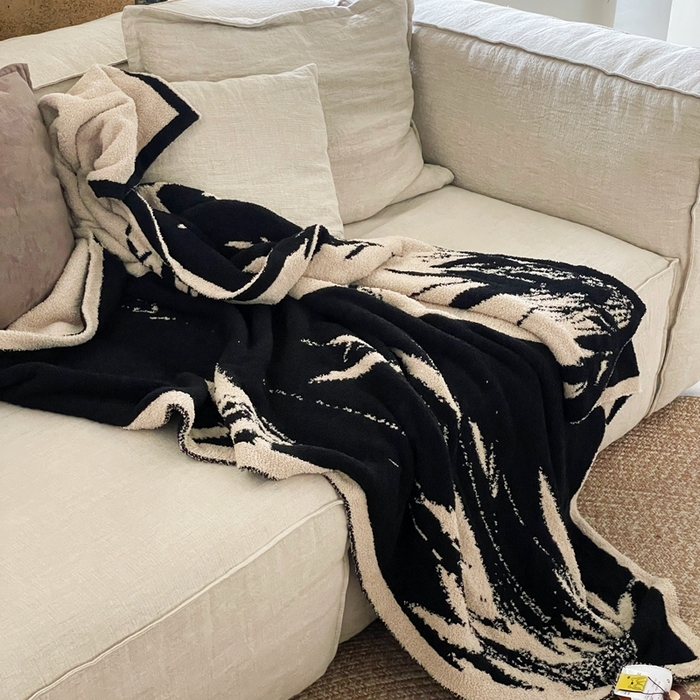 91家纺网 家纺一手货源 找家纺 圆岛家纺 2023新款半边绒针织毛毯 隐竹