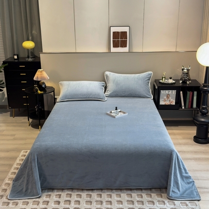91家纺网 家纺一手货源 找家纺 全季家居 2023新款纯色印花高克重抗静电包边牛奶绒床单-纯色 雅致灰