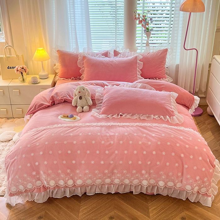 91家纺网 家纺一手货源 找家纺 唐人居 2025新款安妮系列水晶绒四件套 安妮-樱桃粉