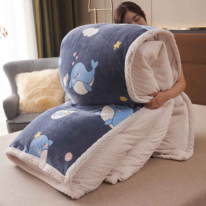 91家纺网 家纺一手货源 找家纺 全季家居2023新款纯色印花抗静电大包边牛奶绒贝贝绒四件套-印花 小鲸鱼