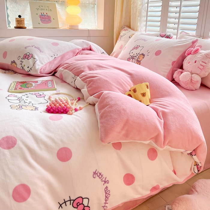 91家纺网 家纺一手货源 找家纺 星座 2025三丽鸥牛奶绒四件套 泡泡KT猫