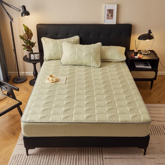 91家纺网 家纺一手货源 找家纺 全季家居2023新款A类大豆纤维抗静电牛奶绒夹棉床笠-纯色 果绿