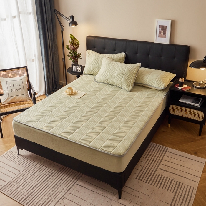 91家纺网 家纺一手货源 找家纺 全季家居2023新款A类大豆纤维抗静电牛奶绒夹棉床笠-纯色 果绿