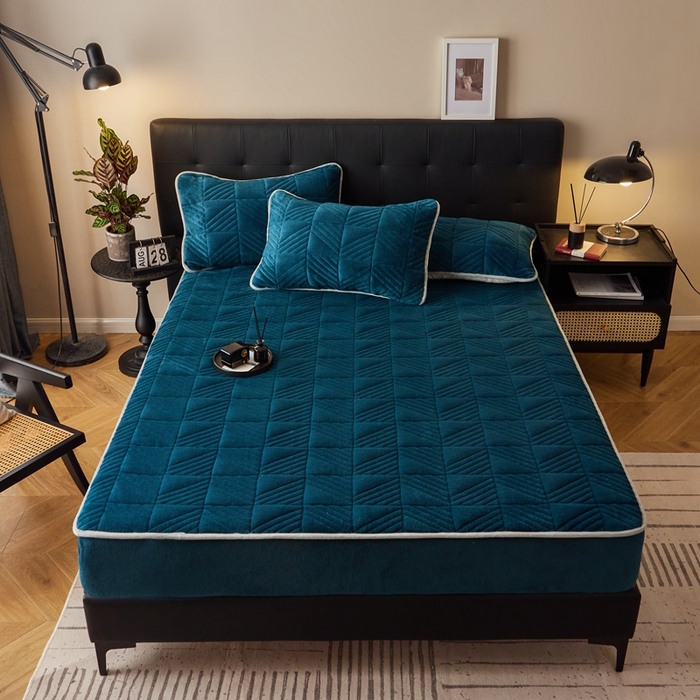 91家纺网 家纺一手货源 找家纺 全季家居2023新款A类大豆纤维抗静电牛奶绒夹棉床笠-纯色 宝石蓝