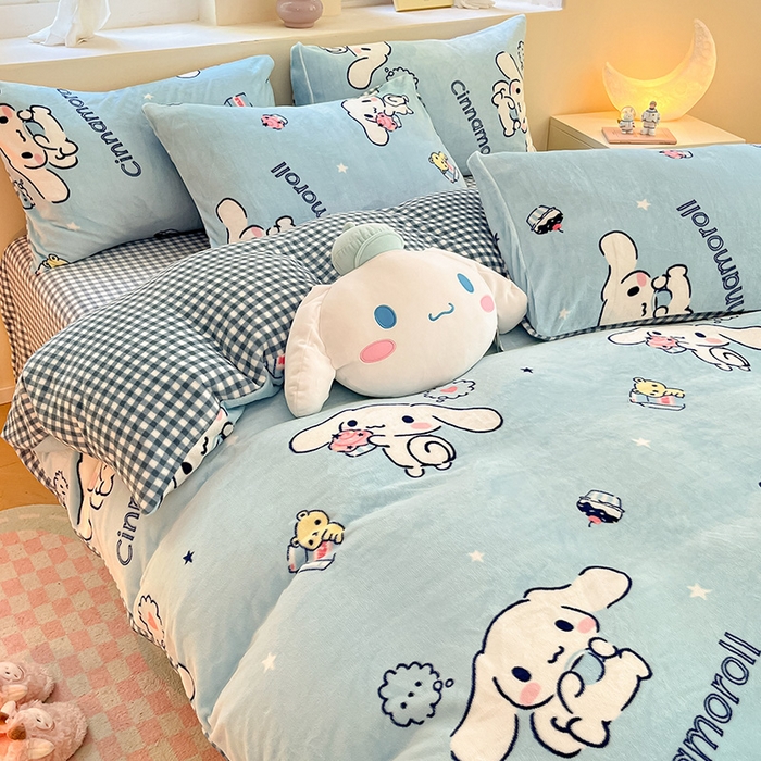 91家纺网 家纺一手货源 找家纺 金爱家 2023新款正版三丽鸥授权卡通加厚高克重牛奶绒四件套 绒三丽鸥-冰淇淋甜点玉桂狗
