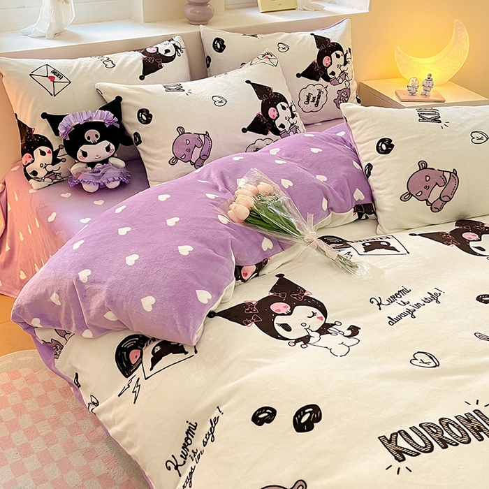 91家纺网 家纺一手货源 找家纺 金爱家 2023新款正版三丽鸥授权卡通加厚高克重牛奶绒四件套 绒三丽鸥-乖乖库洛米