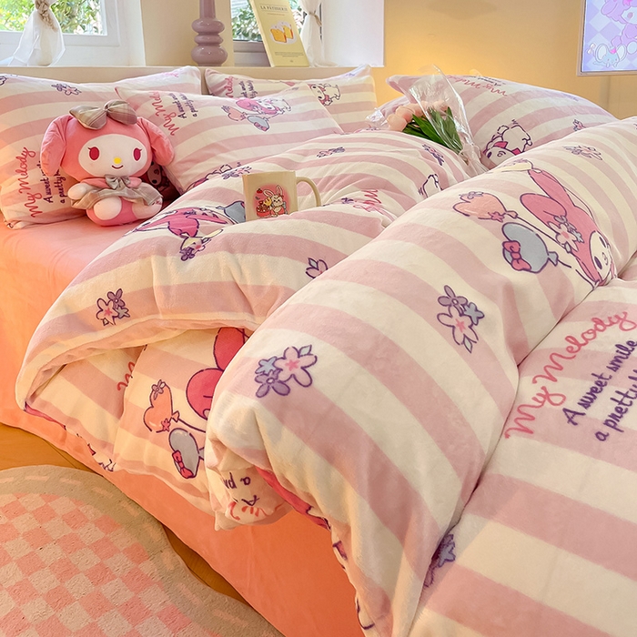 91家纺网 家纺一手货源 找家纺 金爱家 2023新款正版三丽鸥授权卡通加厚高克重牛奶绒四件套 绒三丽鸥-花花美乐蒂