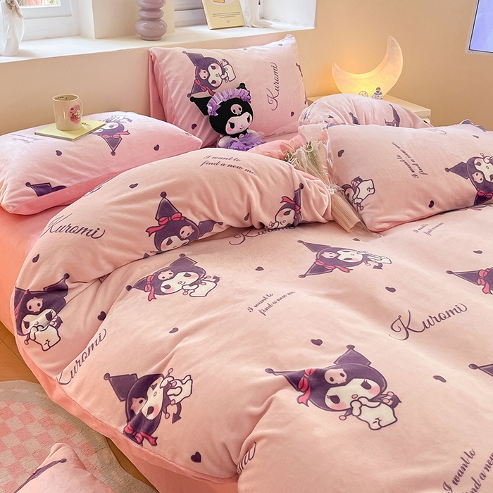 91家纺网 家纺一手货源 找家纺 金爱家 2023新款正版三丽鸥授权卡通加厚高克重牛奶绒四件套 绒三丽鸥-可爱库洛米