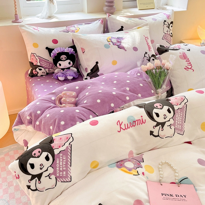 91家纺网 家纺一手货源 找家纺 金爱家 2023新款正版三丽鸥授权卡通加厚高克重牛奶绒四件套 绒三丽鸥-糖果甜圈库洛米