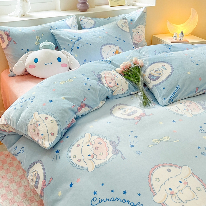 91家纺网 家纺一手货源 找家纺 金爱家 2023新款正版三丽鸥授权卡通加厚高克重牛奶绒四件套 绒三丽鸥-星星玉桂狗