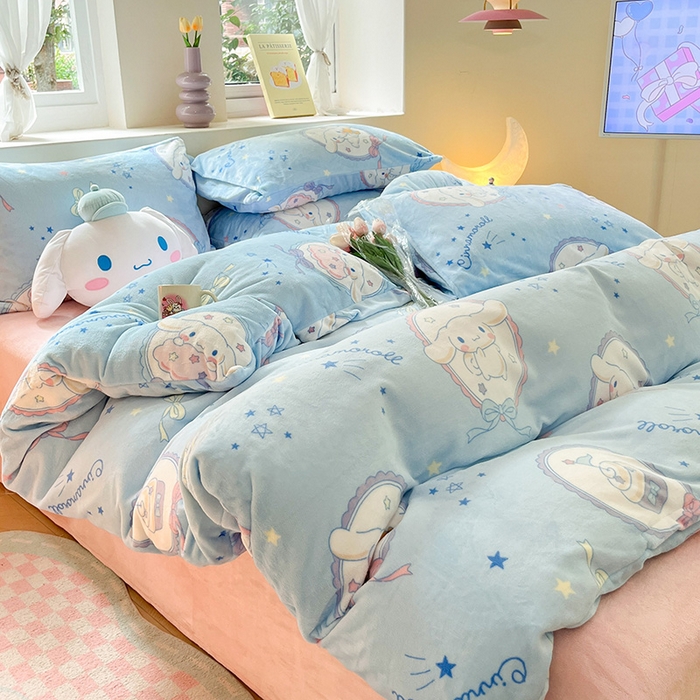 91家纺网 家纺一手货源 找家纺 金爱家 2023新款正版三丽鸥授权卡通加厚高克重牛奶绒四件套 绒三丽鸥-星星玉桂狗