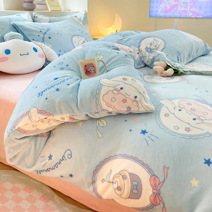 91家纺网 家纺一手货源 找家纺 金爱家 2023新款正版三丽鸥授权卡通加厚高克重牛奶绒四件套 绒三丽鸥-星星玉桂狗