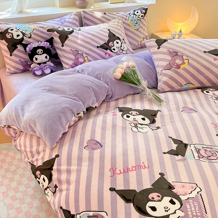 91家纺网 家纺一手货源 找家纺 金爱家 2023新款正版三丽鸥授权卡通加厚高克重牛奶绒四件套 绒三丽鸥-紫巧库洛米
