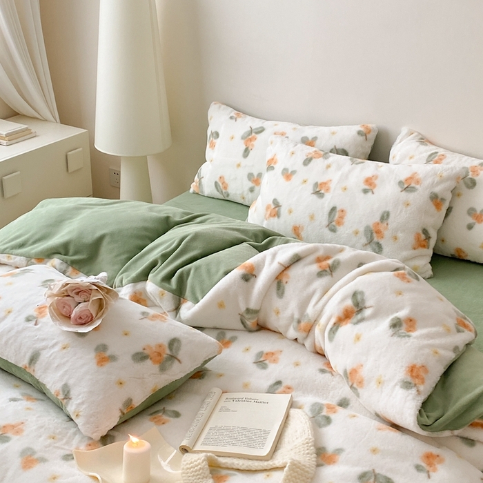 91家纺网 家纺一手货源 找家纺 潘朵拉 2023新款秋冬ins韩风专版印花保暖兔兔毛绒四件套 梨花