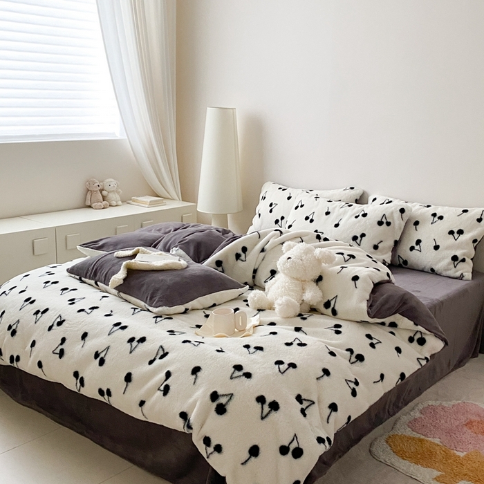 91家纺网 家纺一手货源 找家纺 潘朵拉 2023新款秋冬ins韩风专版印花保暖兔兔毛绒四件套 松岛