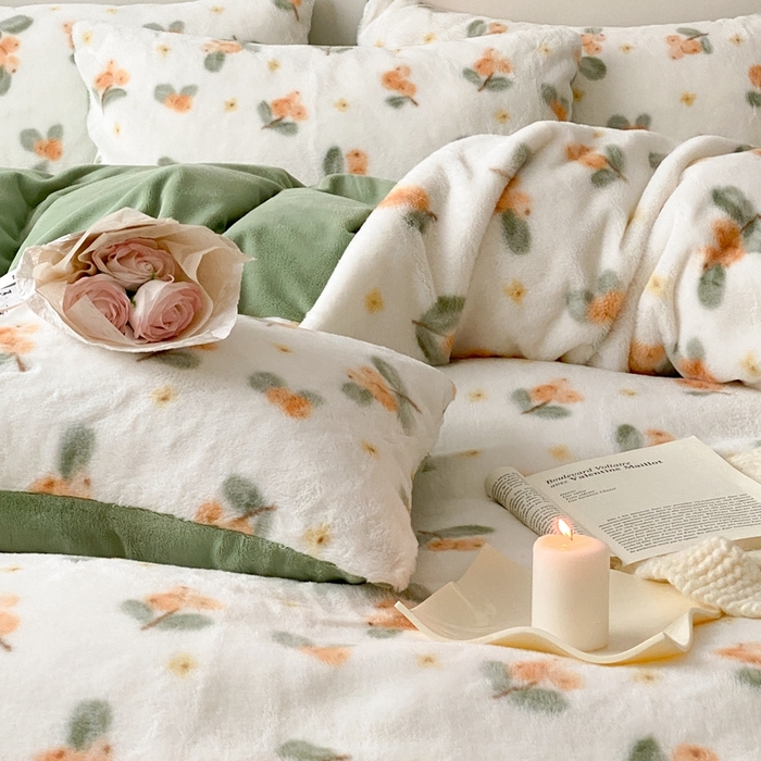 91家纺网 家纺一手货源 找家纺 潘朵拉 2023新款秋冬ins韩风专版印花保暖兔兔毛绒四件套 梨花