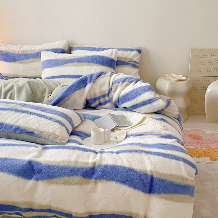 91家纺网 家纺一手货源 找家纺 潘朵拉 2023新款秋冬ins韩风专版印花保暖兔兔毛绒四件套 清欢（蓝）