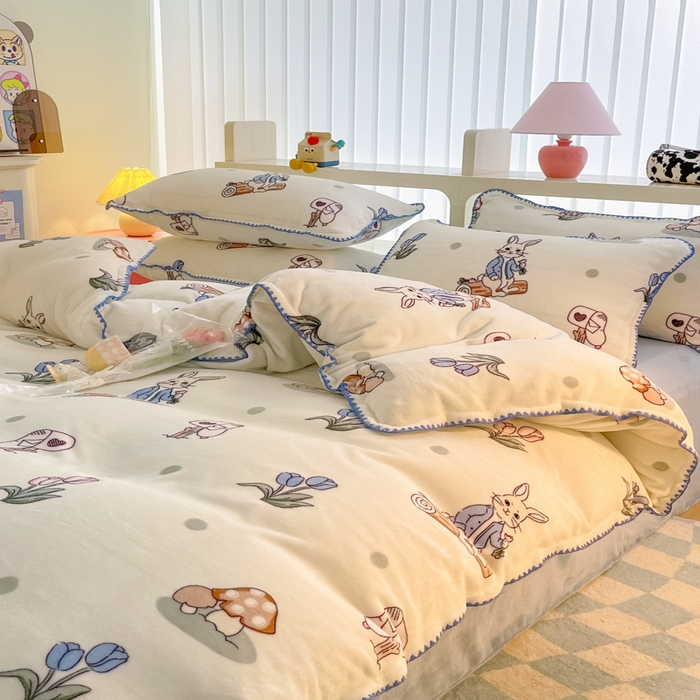 91家纺网 家纺一手货源 找家纺 安哆啦家纺 2024新款牛奶绒三角针四件套 兔八哥