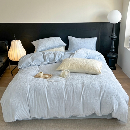 91家纺网 家纺一手货源 找家纺 六巷胡同 2023新款少女心ins郁金香牛奶绒四件套 郁金香-韶华蓝