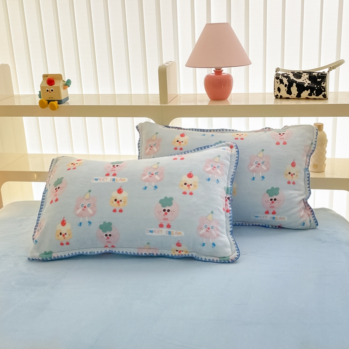 91家纺网 家纺一手货源 找家纺 安哆啦家纺 2024新款牛奶绒三角针四件套 奶酪芝士