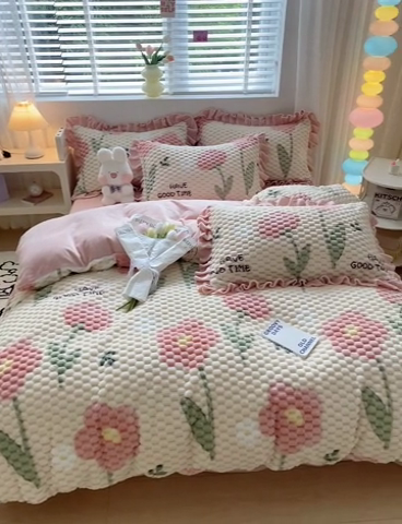 91家纺网 家纺一手货源 找家纺 星座 2025新款豆豆绒金龟绒四件套 粉郁金香