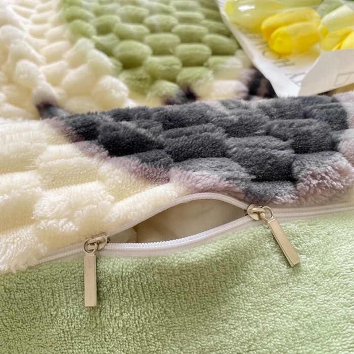 91家纺网 家纺一手货源 找家纺 星座 2025新款豆豆绒金龟绒四件套 郁金香绿