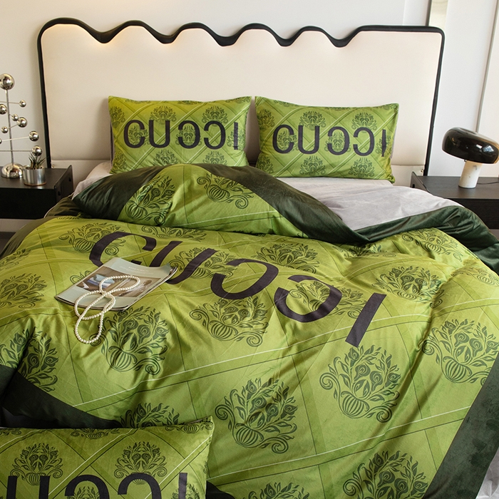 91家纺网 家纺一手货源 找家纺 色鬼 2023新款网红款潮牌婴儿绒宝宝绒印花牛奶绒四件套 复古绿