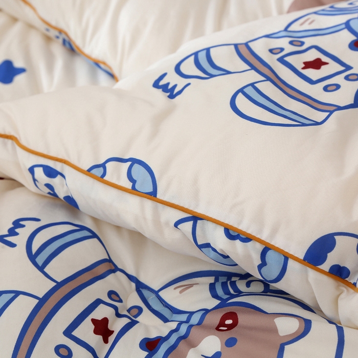 91家纺网 家纺一手货源 找家纺 薇玛仕 2025新款A类牛奶丝针织棉印花大豆被 太空熊