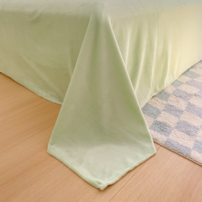 91家纺网 家纺一手货源 找家纺 安哆啦家纺 2024新款牛奶绒三角针四件套 花丛间