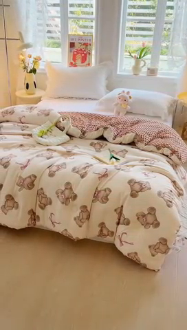 91家纺网 家纺一手货源 找家纺 居易简 2025新款水洗棉双层纱豆豆被 童话小熊