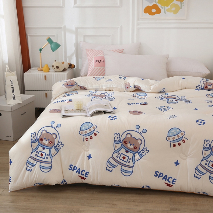 91家纺网 家纺一手货源 找家纺 薇玛仕 2025新款A类牛奶丝针织棉印花大豆被 太空熊