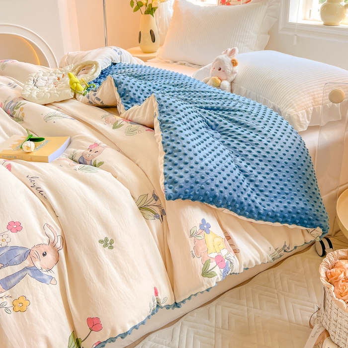 91家纺网 家纺一手货源 找家纺 居易简 2025新款水洗棉双层纱豆豆被 兔sweet