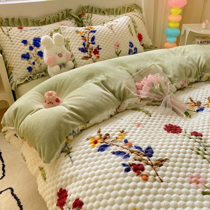 91家纺网 家纺一手货源 找家纺 星座 2025新款豆豆绒金龟绒四件套 繁花