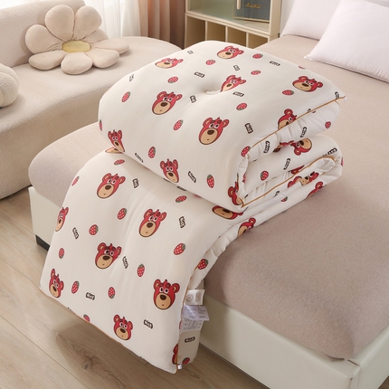 薇玛仕 2025新款A类牛奶丝针织棉印花大豆被 草莓熊